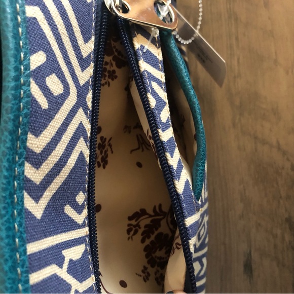 Heratige West Blue Aztec Print Handbag - Picture 11 of 12